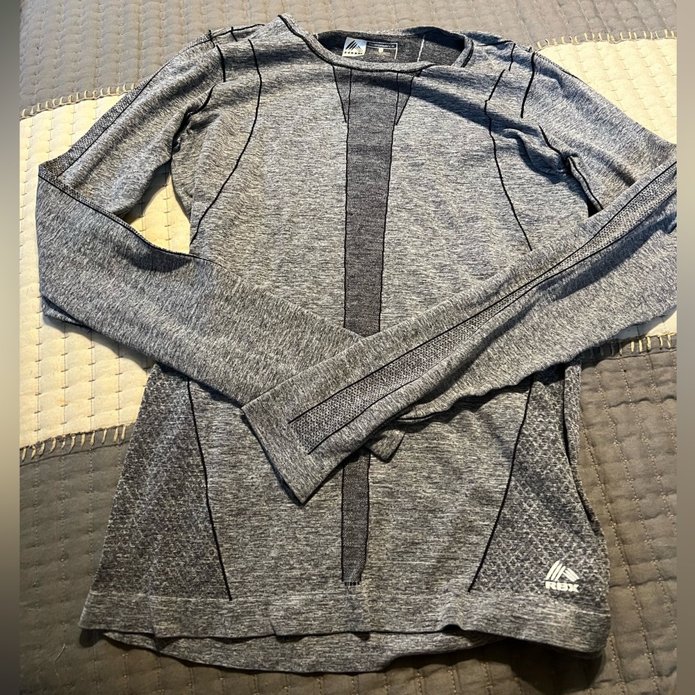 Women’s RBX performs work out shirt size Medium